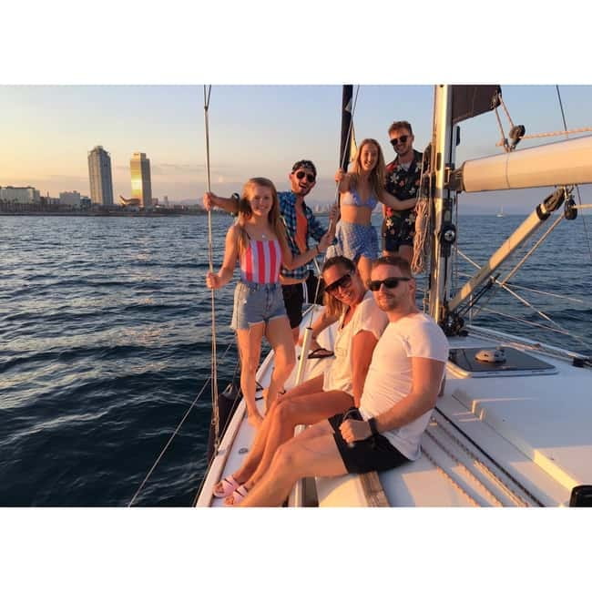 Barcelona: Sunset Skyline Cruise with Cava and Snacks - About 90 minutes on the Barcelona waterfront