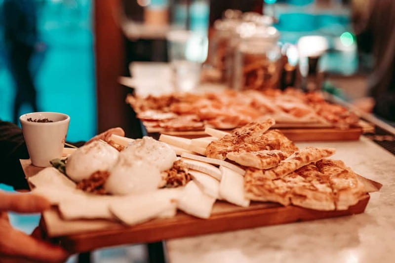 Barcelona: Tipsy Tapas & History Tour in the Gothic Quarter - Practical details before you go