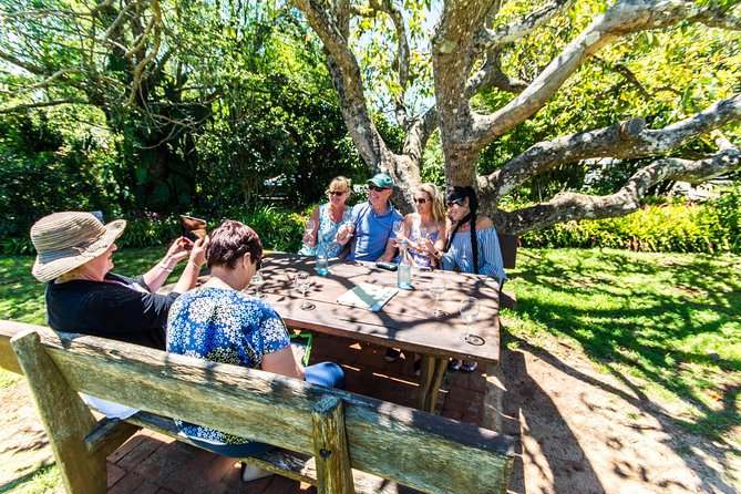 Barefoot Luxury Mount Tamborine Winery Tour from Brisbane - Lunch with mountain views