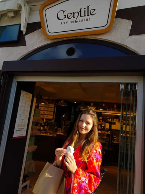 Bari: Street Food Walking Tour with Wine Tasting - Why the guides matter