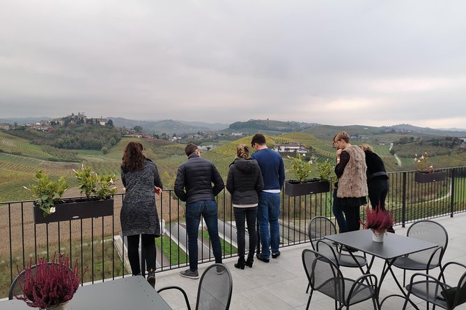 Barolo&Barbaresco Wine Experience with a local winemaker - Key things to know before you book