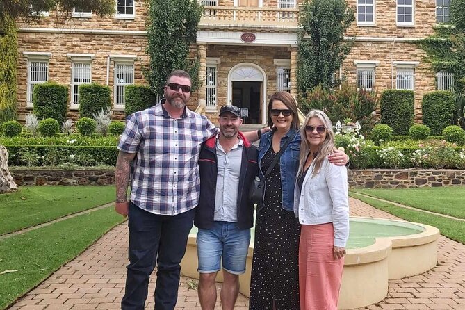 Barossa & Maggie Beers Farm (4 wine Tastings & Lunch included) - The chocolate stop is short and optional