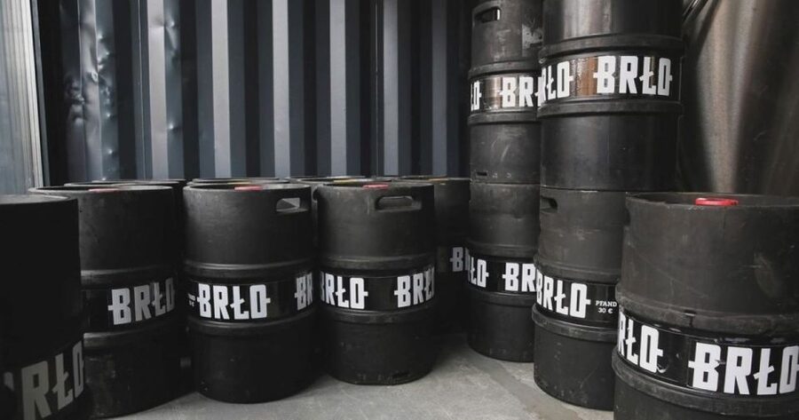 Berlin: BRLO BRWHOUSE Tour and Craft Beer Tasting - What you actually see inside the small brewery