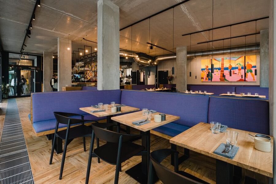 Berlin: Champagne Fine Dining Breakfast in Kreuzberg - Service, atmosphere, and the small flaws