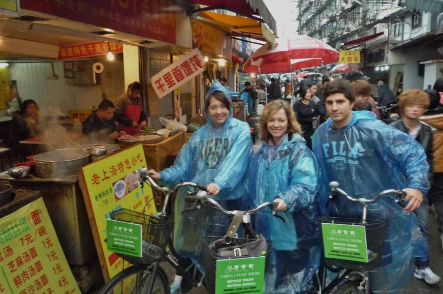 Biking Real Shanghai& Tea Tasting Experience - Fuxing Park and Shanghai’s public life