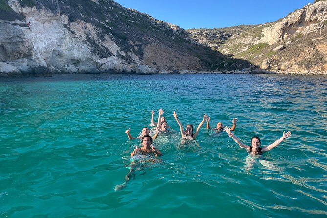 Boat Tour at Devil's Saddle: 4 Swim Stops, Snorkeling & Prosecco - Why this boat trip works so well in Cagliari