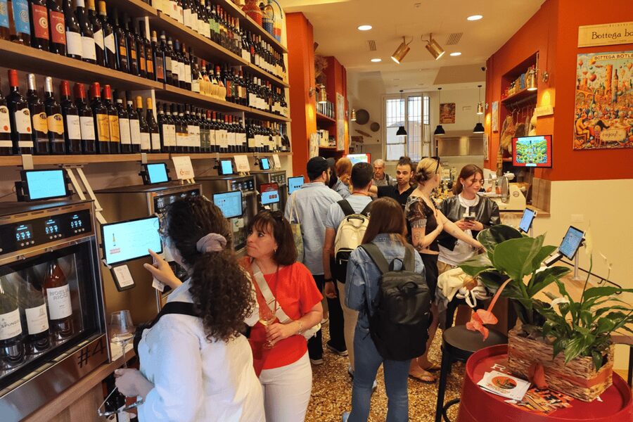 Bologna: Food and Wine Tasting with Interactive Game - The three wines and why the order matters