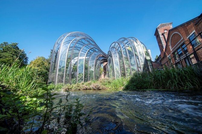 Bombay Sapphire Gin Distillery Tour and Cocktail - Key points at a glance