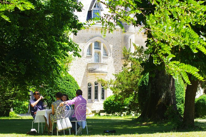 Bordeaux Full day Medoc and St Emilion 3 chateaux with Lunch - Who will enjoy this full-day wine trip