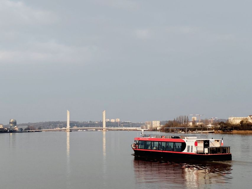 Bordeaux: River Cruise with Commentary, Wine and Canelé - Seating, weather, and the best departure time