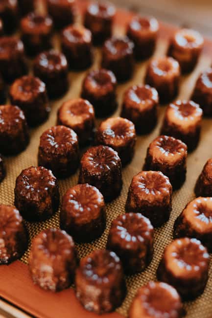 Bordeaux: River Garonne Cruise with Glass of Wine and Canelé - What the Guides Add