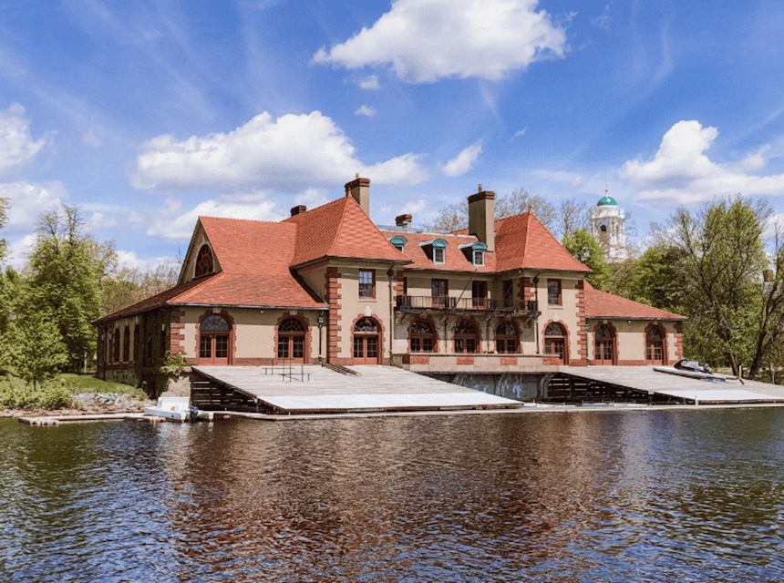 Boston: Charles River Sunset and Cocktail Cruise - A sunset ride between Boston and Cambridge