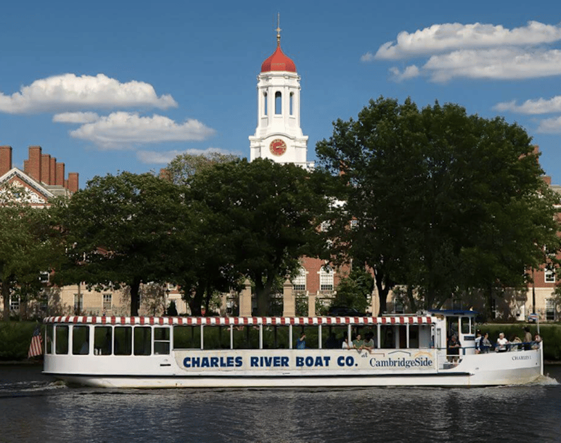 Boston: Charles River Sunset and Cocktail Cruise - Drinks, music, and the mood on board