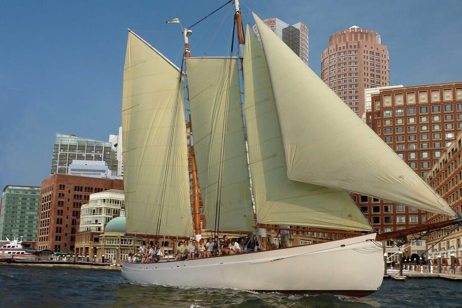 Boston: Harbor Champagne Sunset Sail from Rowes Wharf - Rowes Wharf is the easy starting point