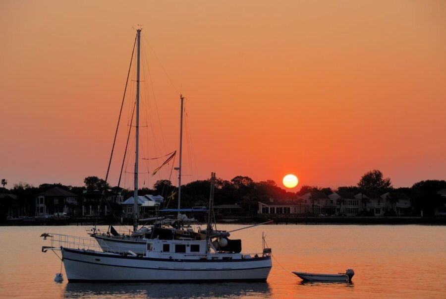 Boston: Martha's Vineyard Day Trip with Optional Island Tour - The early Boston pickup and ride to Falmouth