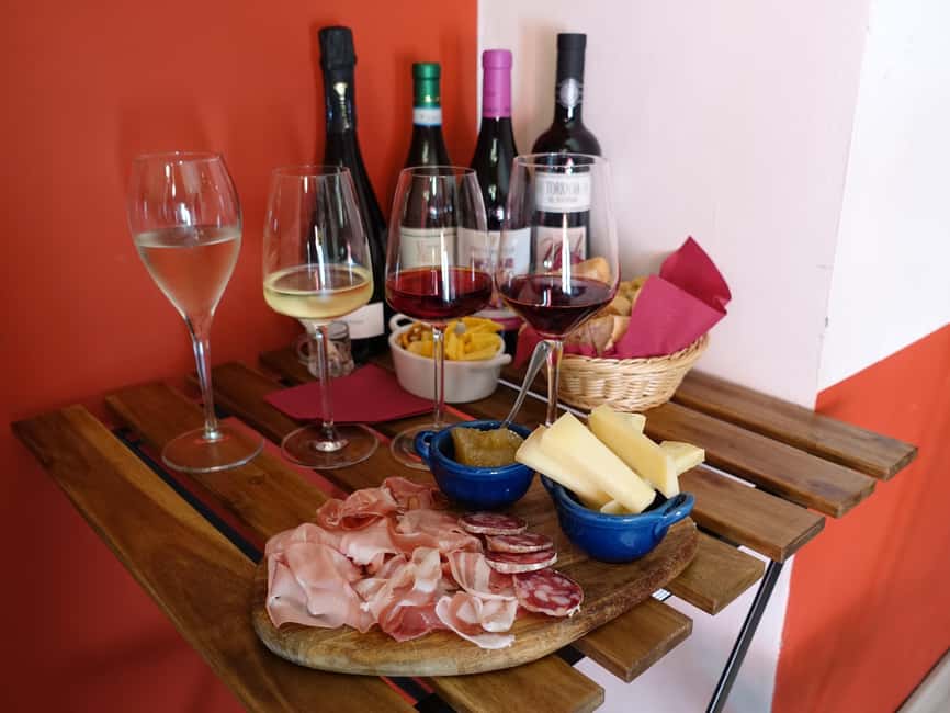 Boutique Wine Tasting in Turin City Center - Four glasses that introduce Piedmont