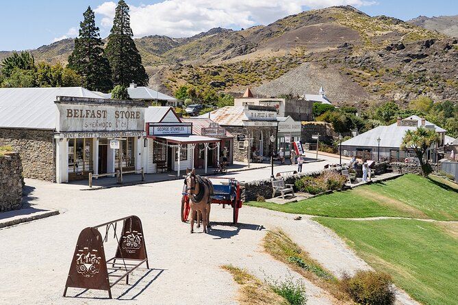 Boutique Wine Tour - visit Central Otago, 4 Wineries & Lunch - Cromwell Heritage Precinct and the short walk