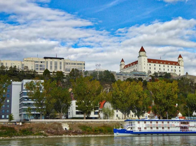 Bratislava: Panorama Cruise with Unlimited Prosecco - Turning near Lanfranconi Bridge