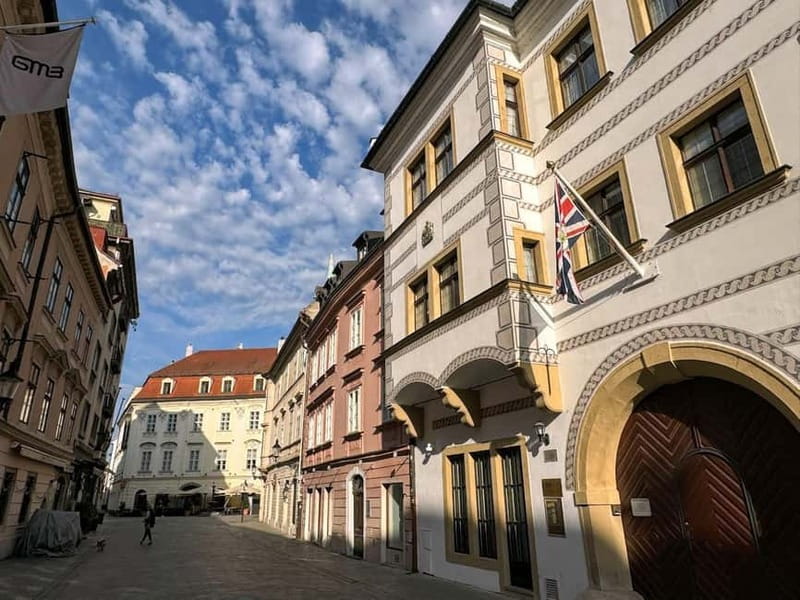 Bratislava: Private Walking Tour with Optional Beer Tasting - Guide Style and the Private Tour Advantage