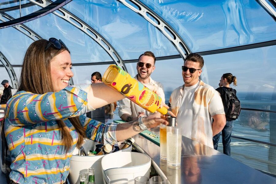Brighton: i360 Entry & Champagne (Soft Drink for Under 18s) - The views are weather dependent
