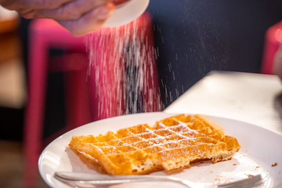 Bruges: Belgian Waffle-Making Workshop with Beer Tasting - Key points at a glance