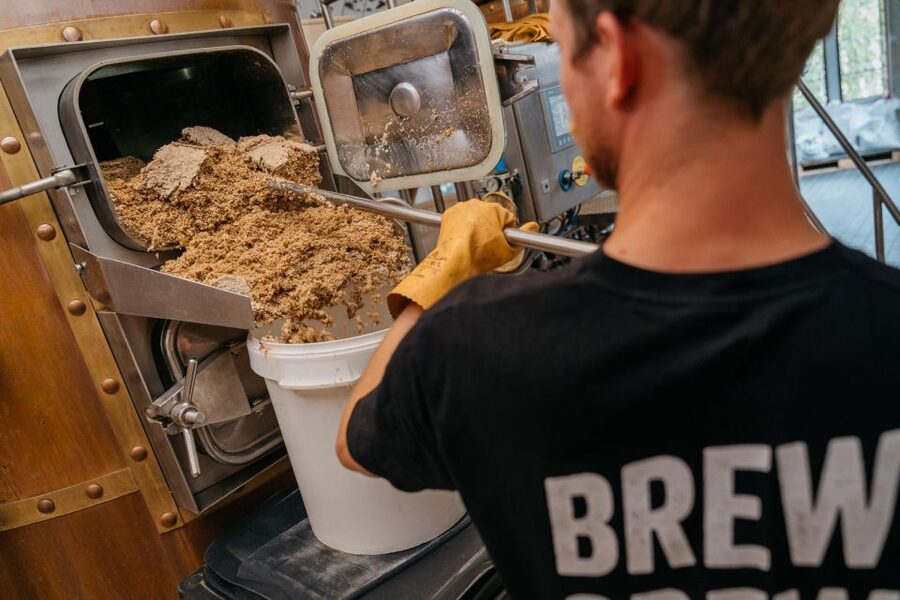Bruges: Bourgogne des Flandres Brewery and Distillery Visit - Value in an expensive city