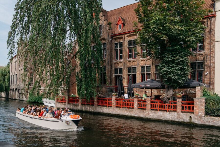 Bruges: Bourgogne des Flandres Brewery and Distillery Visit - Who will enjoy this Bruges stop?