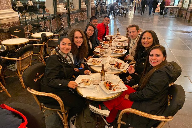 Brussels Chocolate Beer Waffle and Belgian Whiskey All-in-One (Small Group) Tour - Place Sainte-Catherine and the old city add breathing room