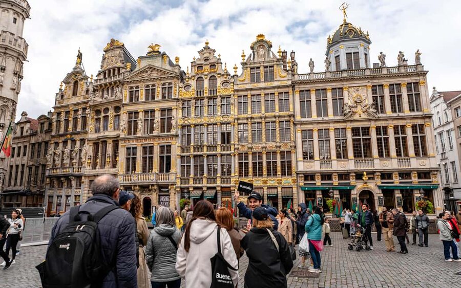 Brussels: Guided Walking Tour with Optional Beer Tasting - Key details at a glance