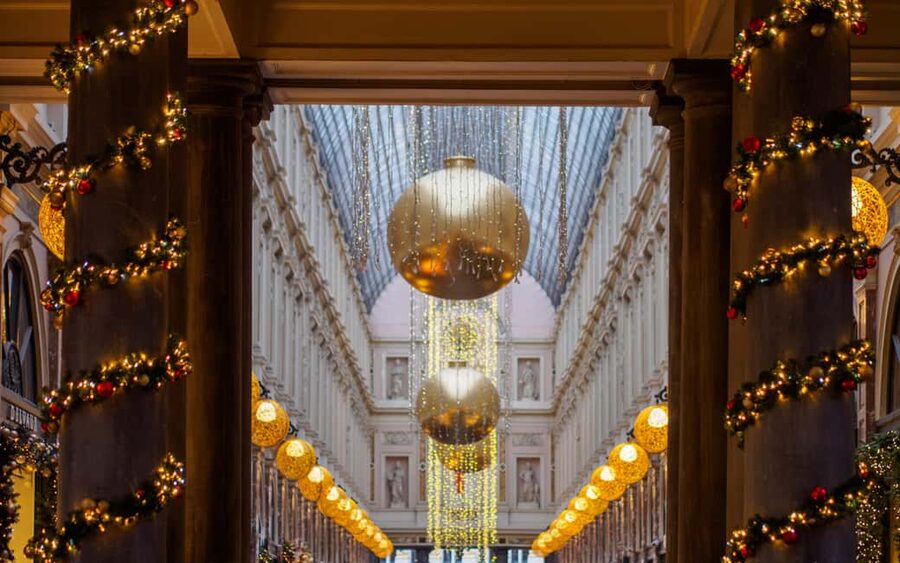 Brussels: Guided Walking Tour with Optional Beer Tasting - Royal Galleries and Saint Nicholas Church