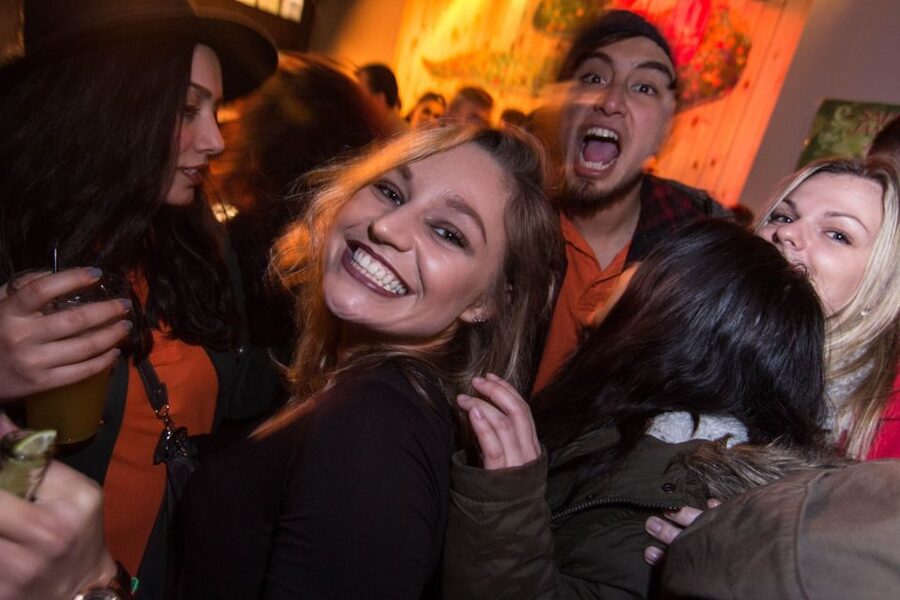 Brussels: Pub Crawl and Nightlife Party Experience - Key points to know before you book