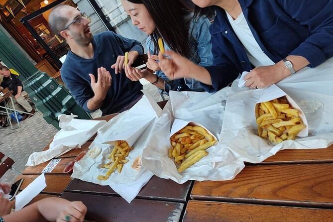 Brussels Walking and Tasting Tour (Beers,Chocolates&Fries/Waffle) - Belgian fries or a Brussels waffle