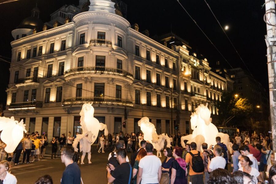 Bucharest: Weekend Pub Crawl - Why Bucharest Old Town works for a club crawl