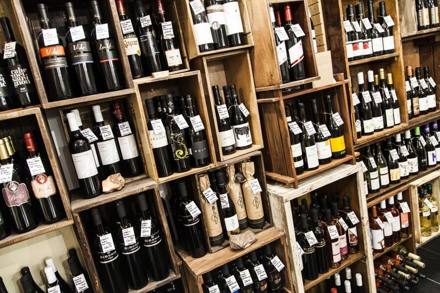 Budapest: Essentials of Hungarian Wine Tasting Class - Why Hungarian wine deserves two hours of your Budapest evening