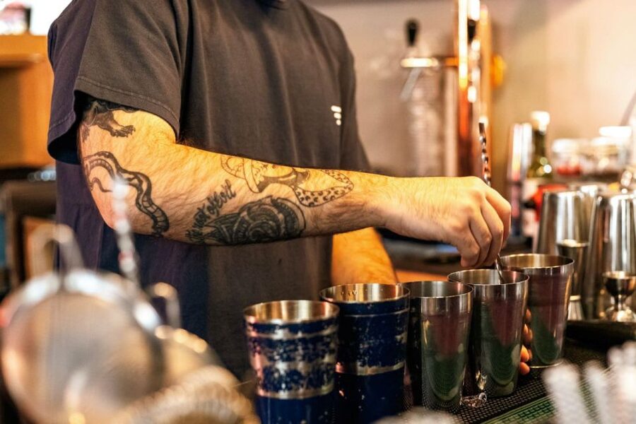 Budapest: Guided Bar Crawl Walking Tour - What makes this Budapest bar crawl worth considering