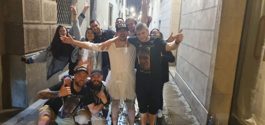 Budapest: Ruin Bar Pub Crawl with Entry Tickets - Should you book the Budapest ruin bar crawl?