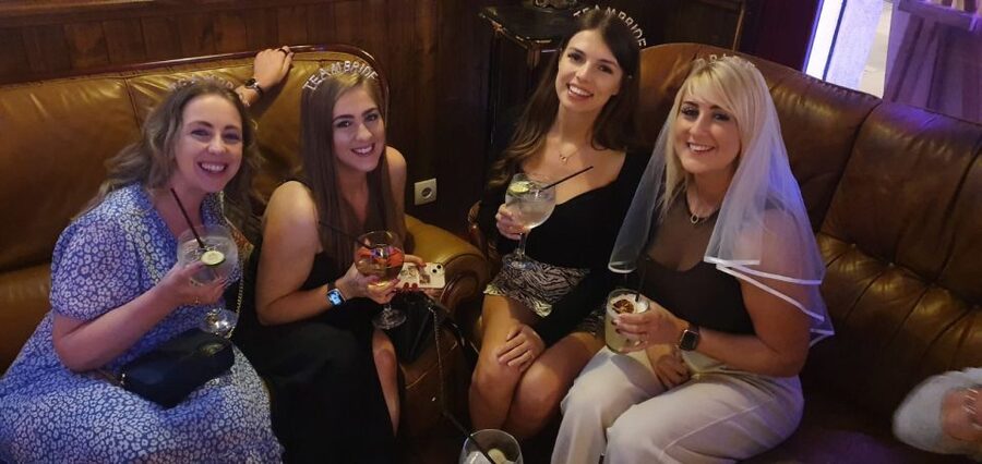 Budapest: Ruin Bar Pub Crawl with Entry Tickets - What the guides add to the night