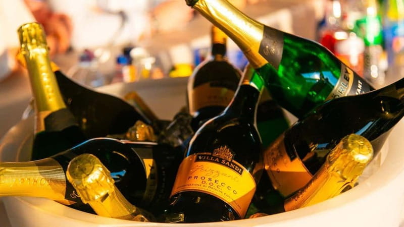 Budapest: Sip and Sail River Cruise with Unlimited Prosecco - Fisherman’s Bastion and Buda Castle from the river