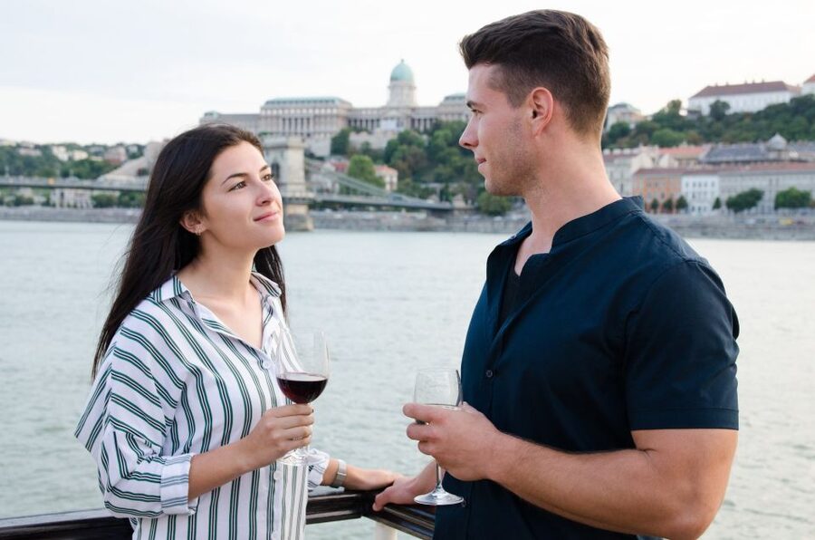 Budapest: Summer Brunch & Cruise with Prosecco or Cake - The 60-minute Danube route
