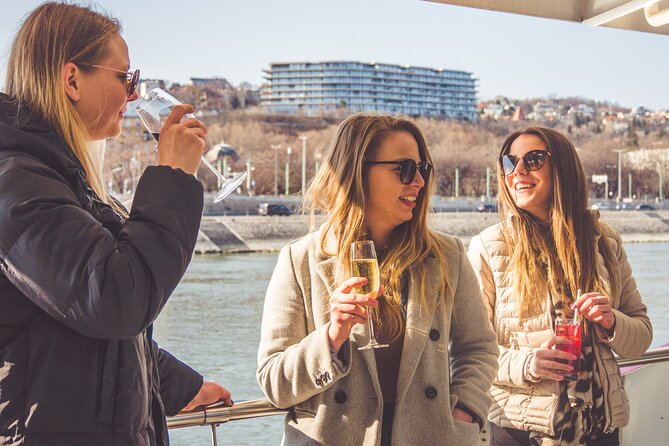 Budapest Unlimited Prosecco and Wine Cruise Day or Sunset Option - What unlimited drinks really means on board