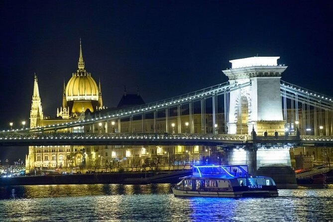 Budapest Unlimited Prosecco and Wine Cruise Day or Sunset Option - Seating, music, and photography