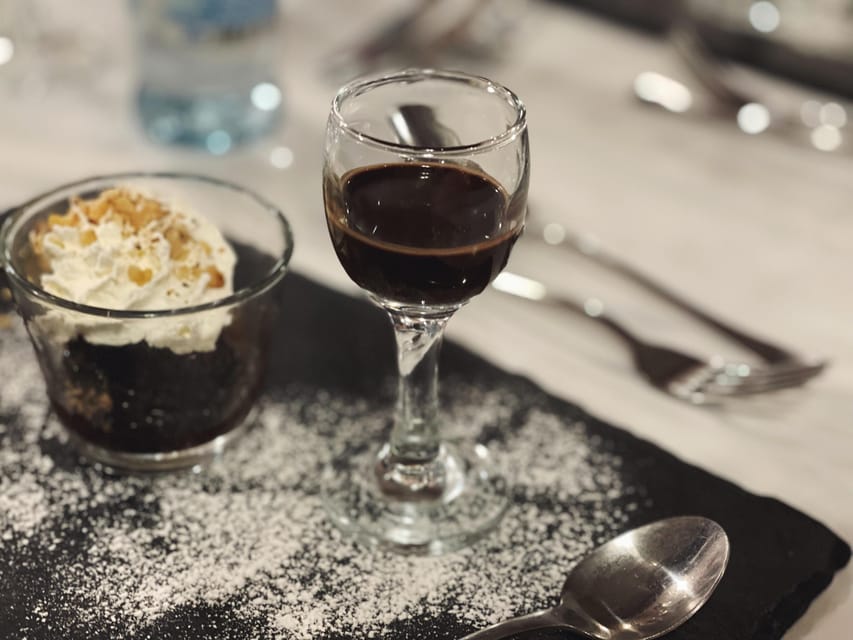 Budapest: Wine & Dine Cruise on the Danube - Should you book the Budapest Wine and Dine Cruise?