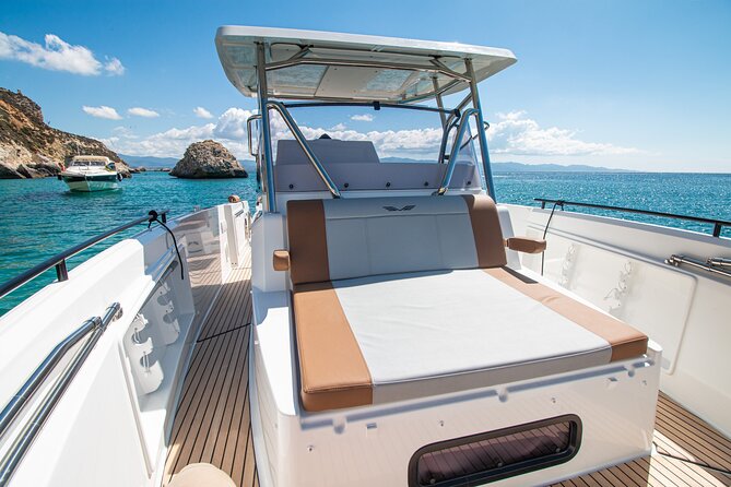Cagliari 3 Hours Luxury Motorboat Tour - Wine and Snorkeling - Two hours anchored for swimming and rest