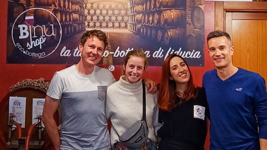 Cagliari: Food and Wine Tasting Experience - Pairing two Sardinian wines with local food