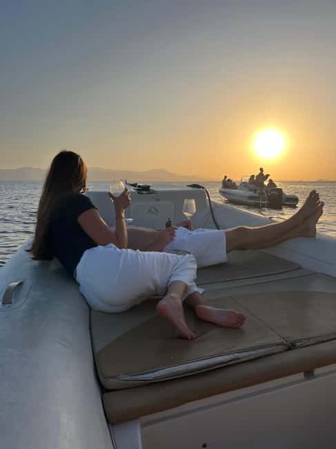 Cagliari: Sunset Boat Tour with Aperitif and Prosecco - Aperitif and sunset at Cala Mosca