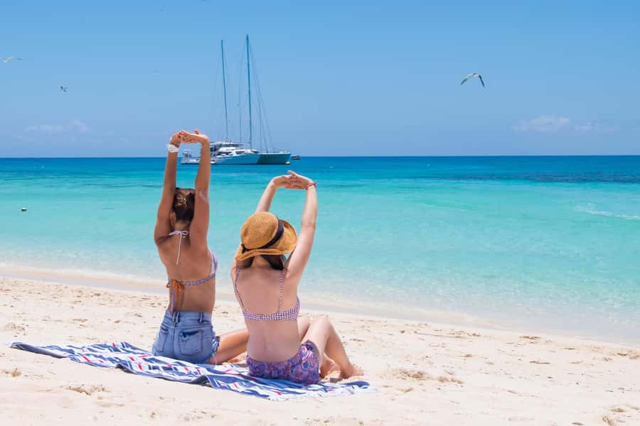 Cairns: Ocean Spirit Great Barrier Reef Full Day Tour - Practical tips before you board