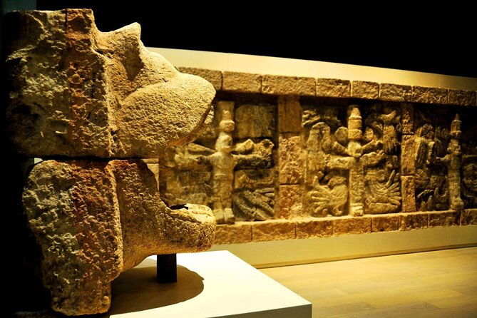Cancun Guided Sightseeing, Shopping and Tasting Tour - Jewelry shopping is the tour’s main commercial stop