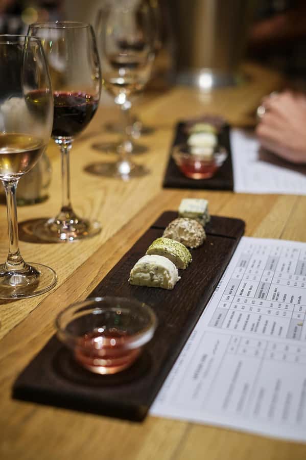 Cape Town: Full-Day Winelands Tour with Wine Tastings & Food - The transport and pickup plan are practical