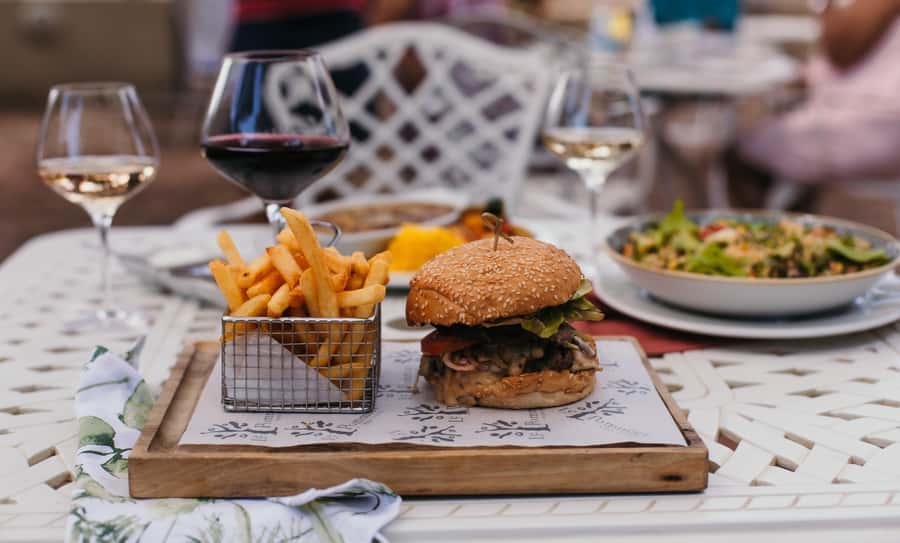 Cape Town: Full-Day Winelands Tour with Wine Tastings & Food - How much wine will you drink?
