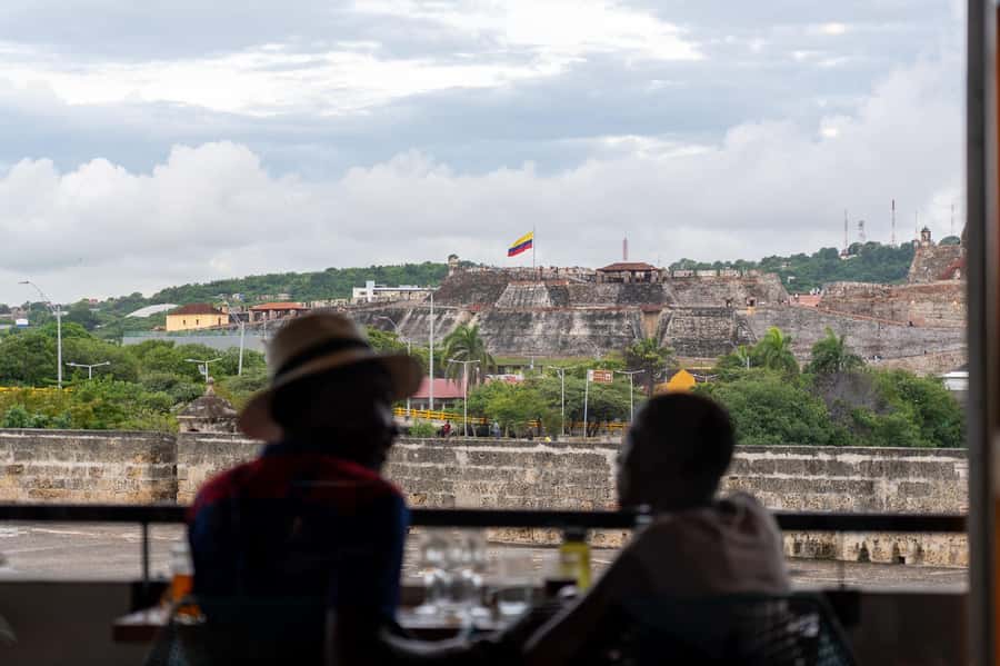 Cartagena: Boutique Rum and Chocolate Tasting at Lunático - The two-hour tasting, step by step